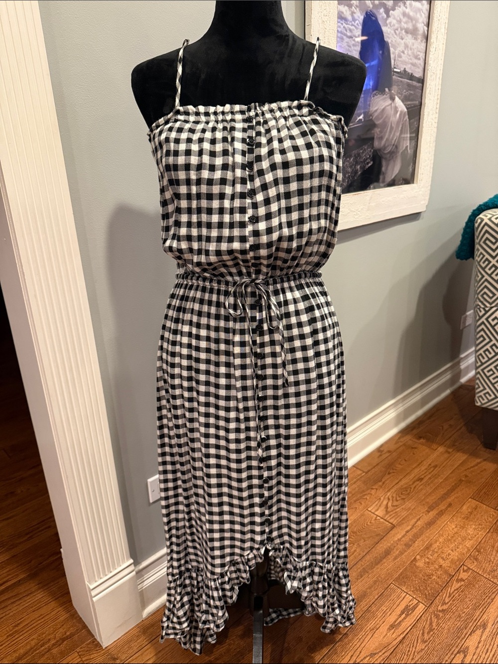 Lost + Wander black and white gingham hi/low maxi dress. Size medium